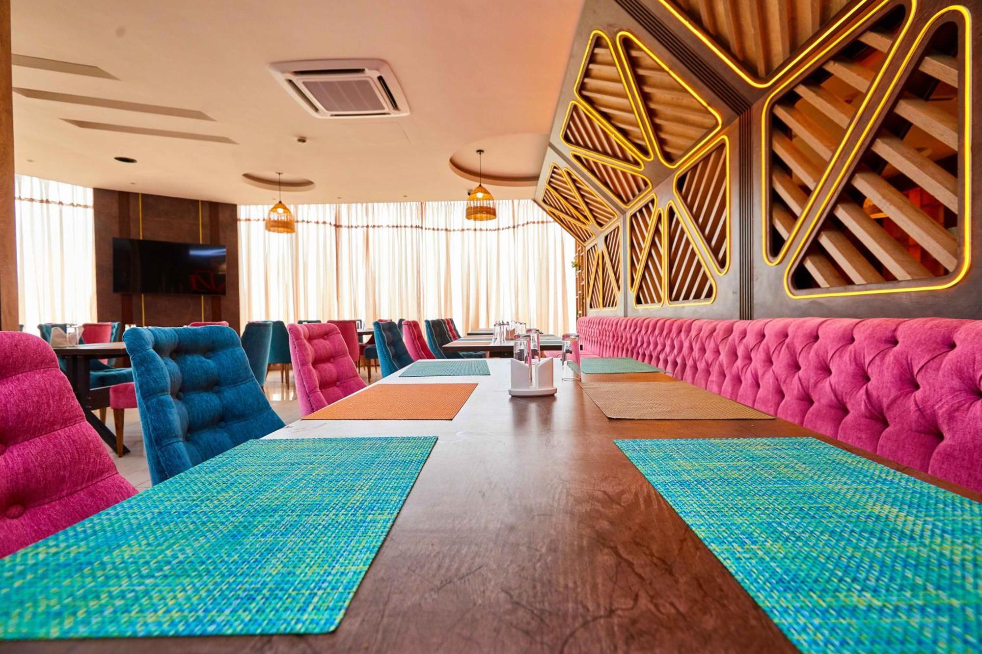 Vintano Hotel Lekki Buitenkant foto