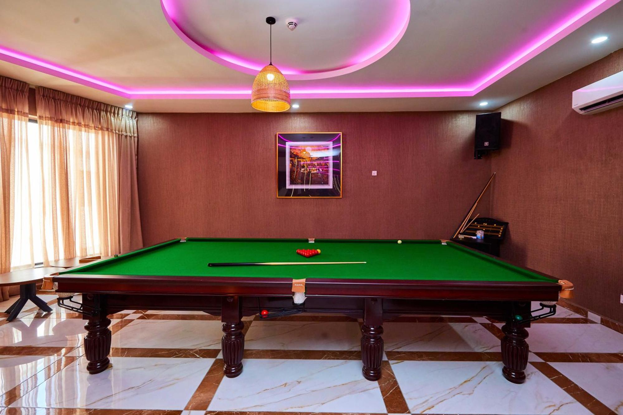 Vintano Hotel Lekki Buitenkant foto