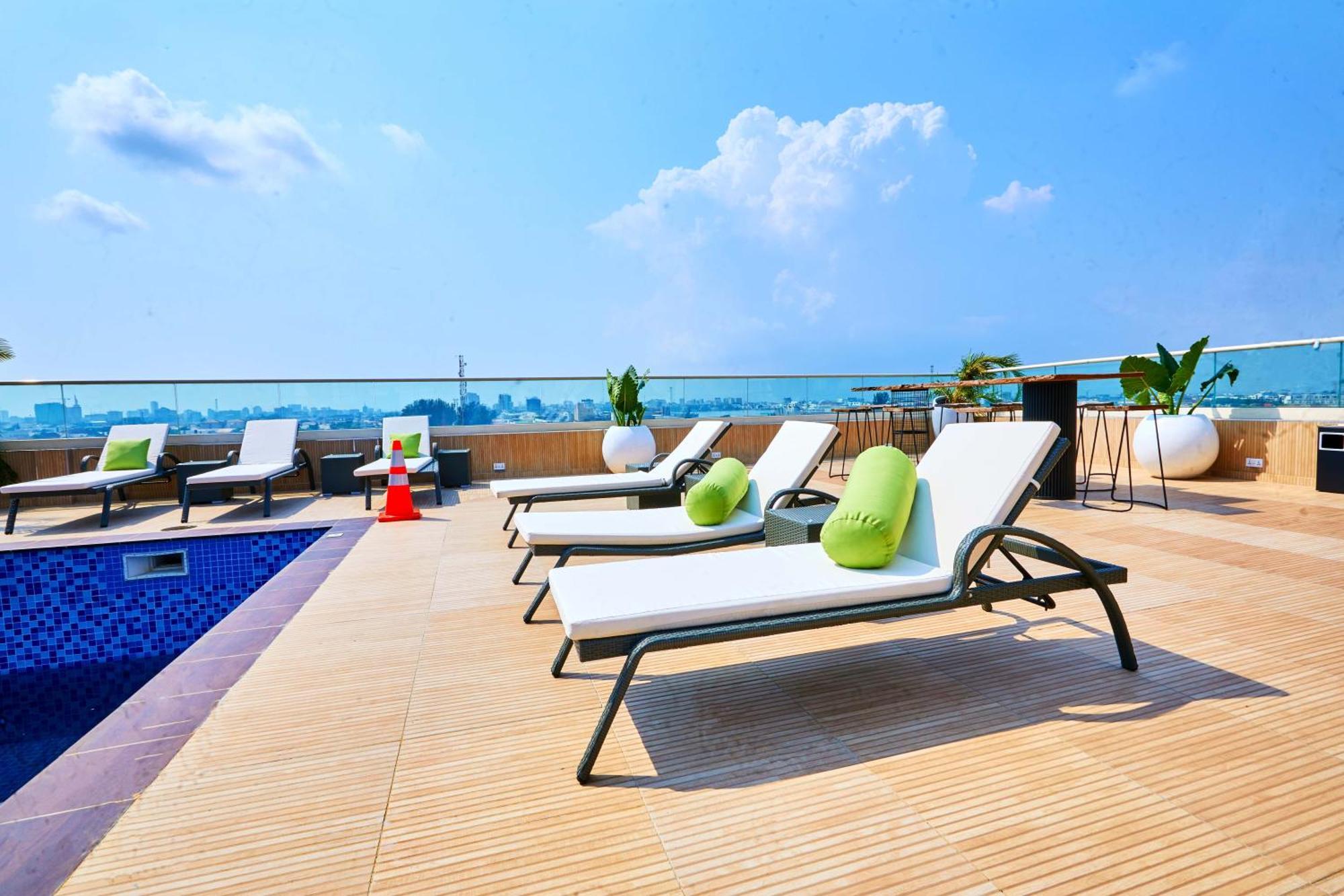Vintano Hotel Lekki Buitenkant foto