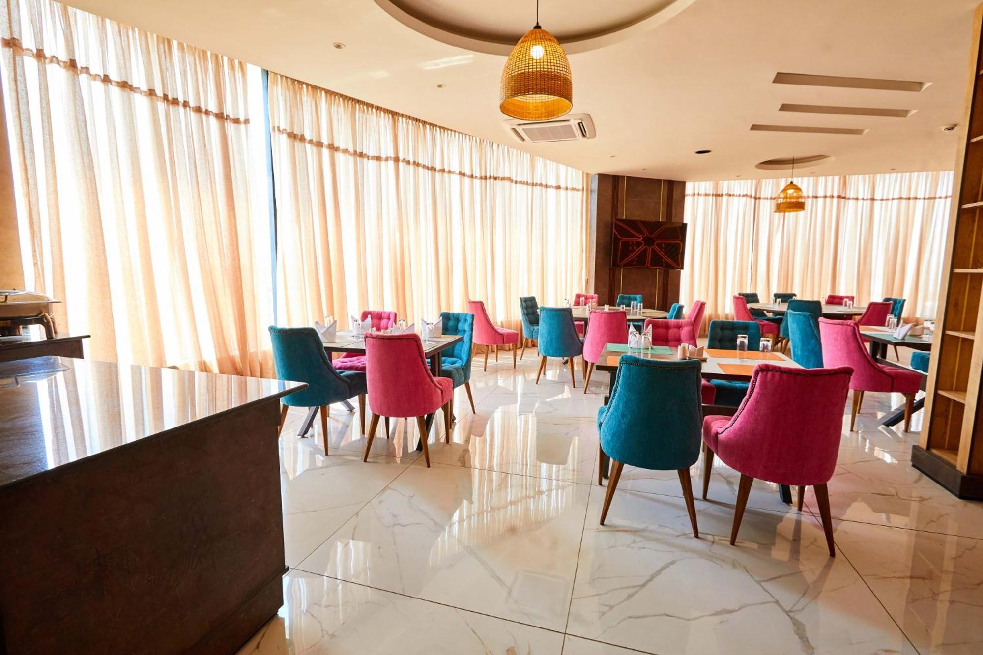 Vintano Hotel Lekki Buitenkant foto