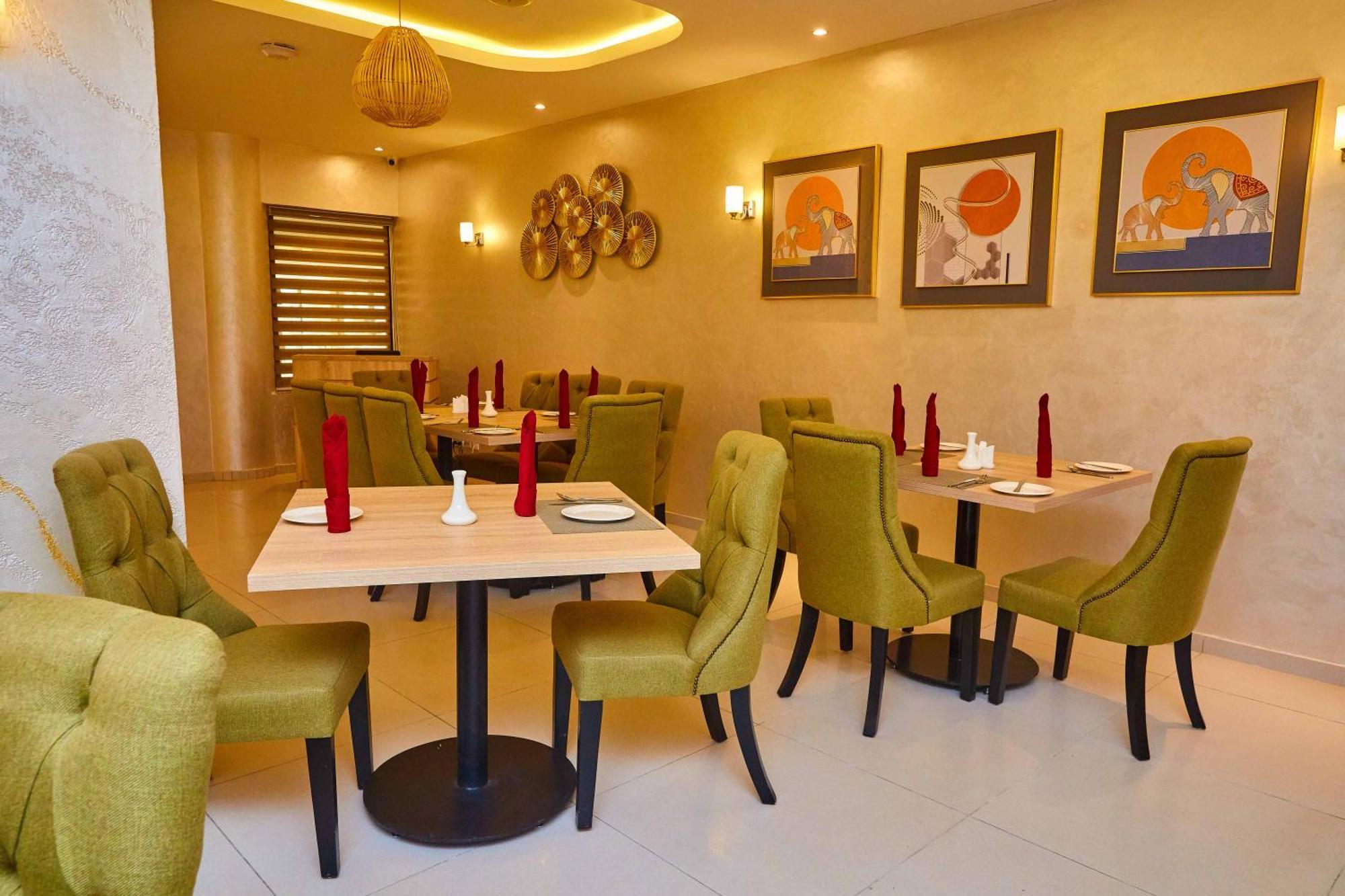 Vintano Hotel Lekki Buitenkant foto