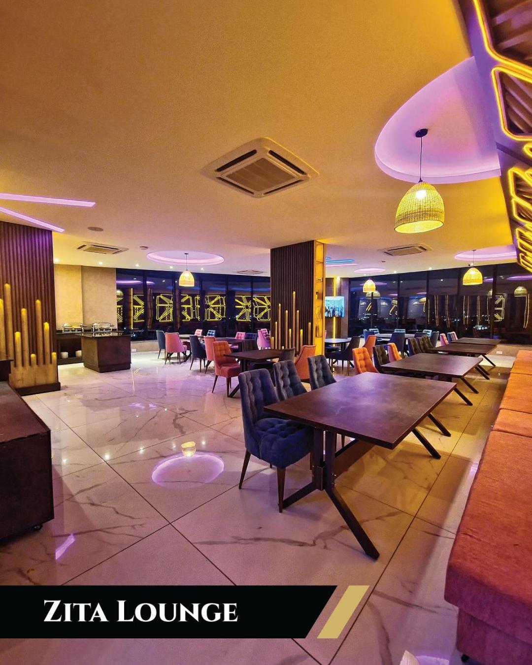 Vintano Hotel Lekki Buitenkant foto